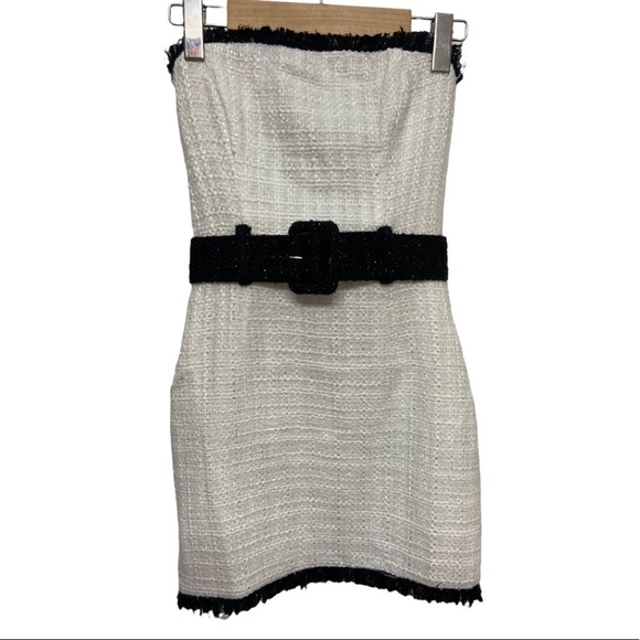 Meshki White Tweed Dress with Belt - Picture 5 of 9